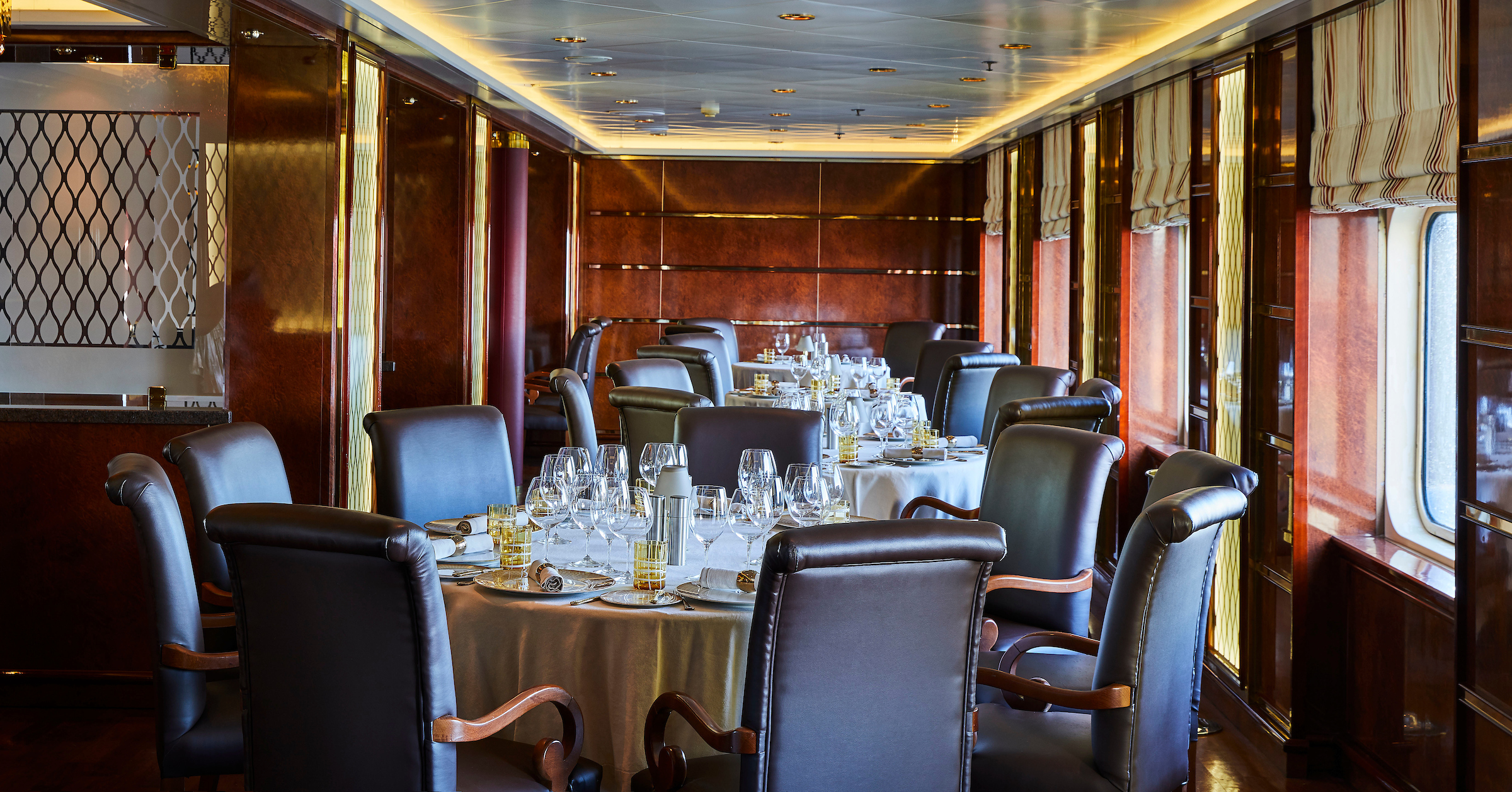 Silversea Cruises - Silver Cloud - La Dame.jpg